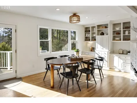18336 Westview Drive Lake Oswego OR 97034