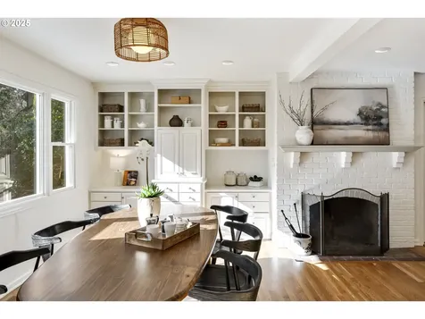 18336 Westview Drive Lake Oswego OR 97034