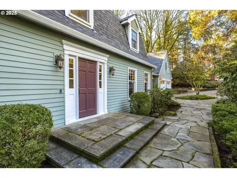 18336 Westview Drive Lake Oswego OR 97034