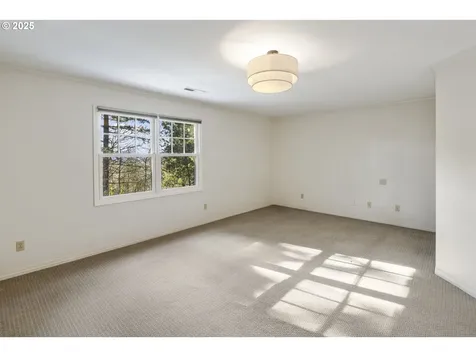18336 Westview Drive Lake Oswego OR 97034