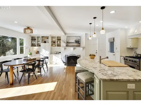 18336 Westview Drive Lake Oswego OR 97034