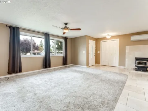 10303 NE 22nd Street Vancouver WA 98664