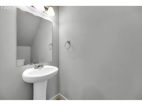 179 N 44th Place Ridgefield WA 98642