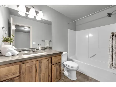 179 N 44th Place Ridgefield WA 98642
