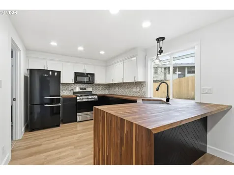 15920 SW Bridle Hills Drive Beaverton OR 97007