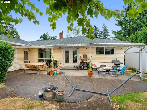 1245 NE 118th Avenue Portland OR 97220