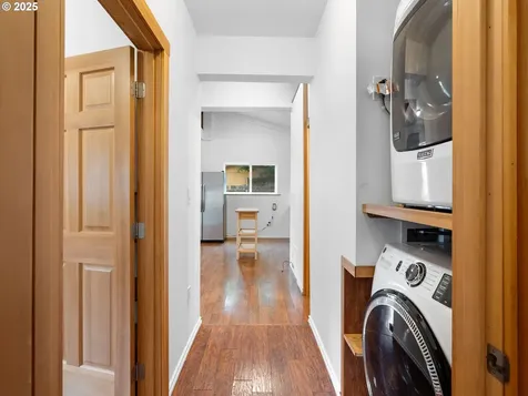 1245 NE 118th Avenue Portland OR 97220