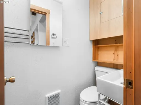 1245 NE 118th Avenue Portland OR 97220
