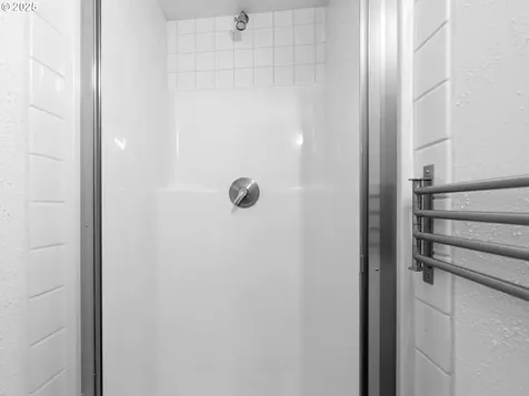 1245 NE 118th Avenue Portland OR 97220