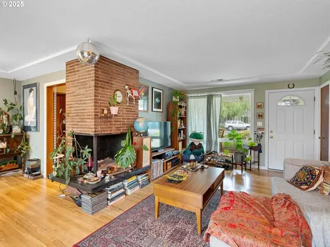 1245 NE 118th Avenue Portland OR 97220
