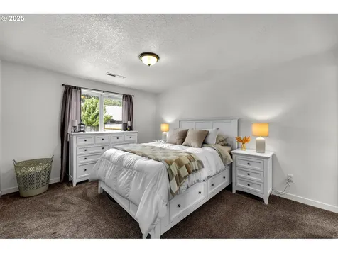 117 E Cushman Street Yacolt WA 98675