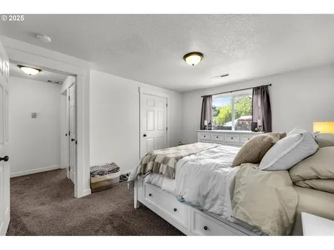 117 E Cushman Street Yacolt WA 98675