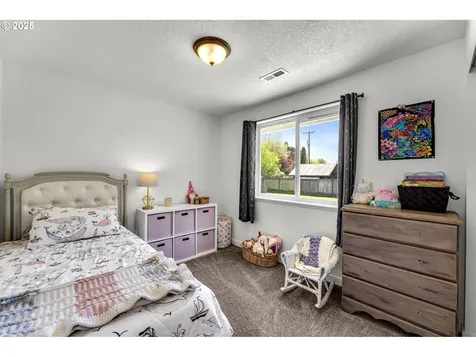 117 E Cushman Street Yacolt WA 98675