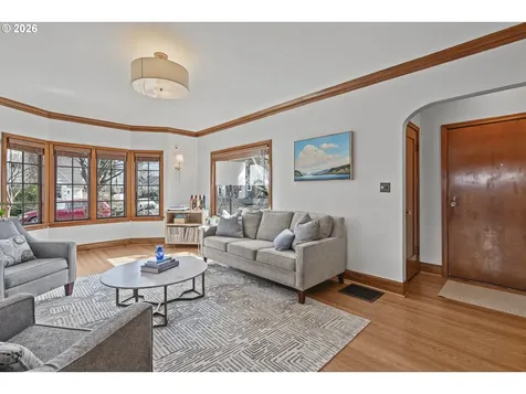 3217 NE Brazee Street Portland OR 97212