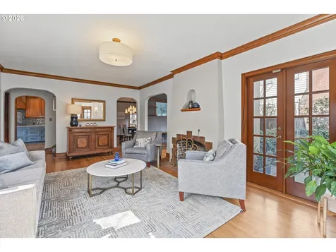 3217 NE Brazee Street Portland OR 97212