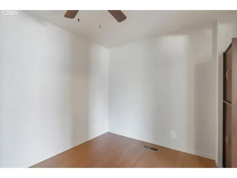260 SE Port Avenue Lincoln City OR 97367