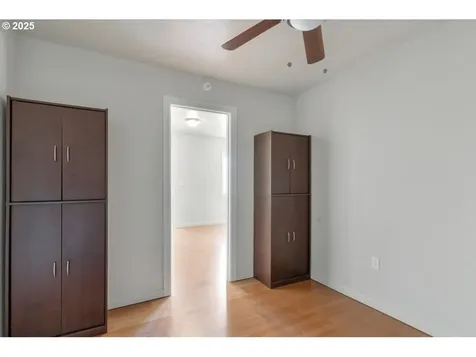 260 SE Port Avenue Lincoln City OR 97367