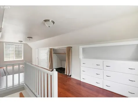 260 SE Port Avenue Lincoln City OR 97367