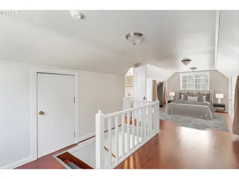 260 SE Port Avenue Lincoln City OR 97367