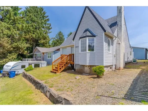 260 SE Port Avenue Lincoln City OR 97367