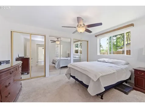 2080 W Harrison Avenue Cottage Grove OR 97424