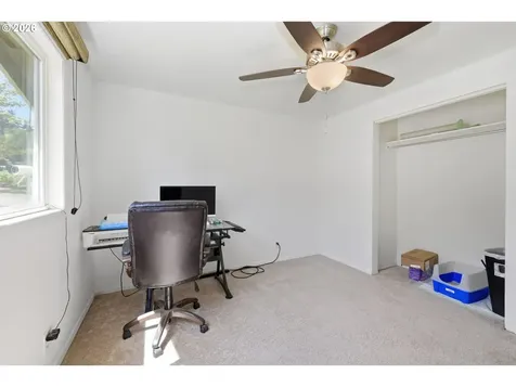2080 W Harrison Avenue Cottage Grove OR 97424