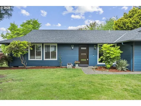 1245 SE 211th Avenue Gresham OR 97030