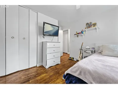 1245 SE 211th Avenue Gresham OR 97030