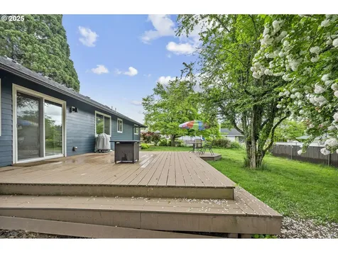 1245 SE 211th Avenue Gresham OR 97030