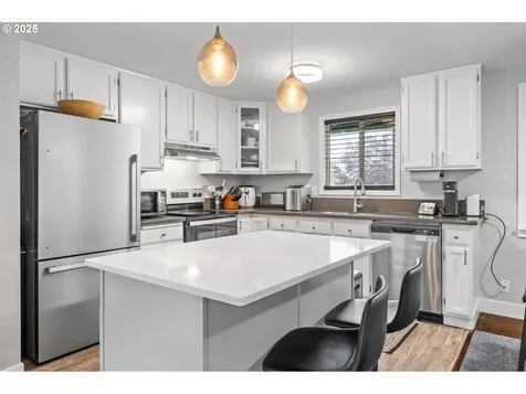 1245 SE 211th Avenue Gresham OR 97030