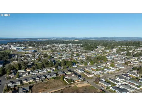 752 Madison Street Coos Bay OR 97420