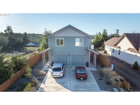 752 Madison Street Coos Bay OR 97420