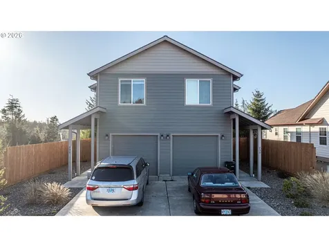 752 Madison Street Coos Bay OR 97420