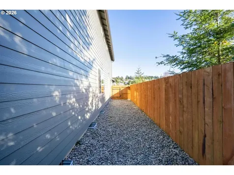 752 Madison Street Coos Bay OR 97420