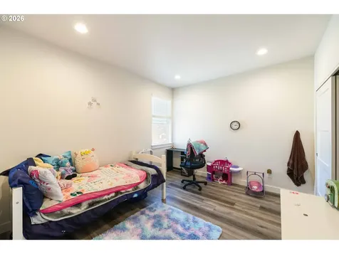 752 Madison Street Coos Bay OR 97420