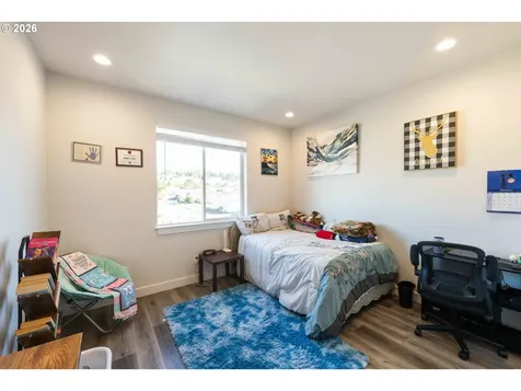 752 Madison Street Coos Bay OR 97420
