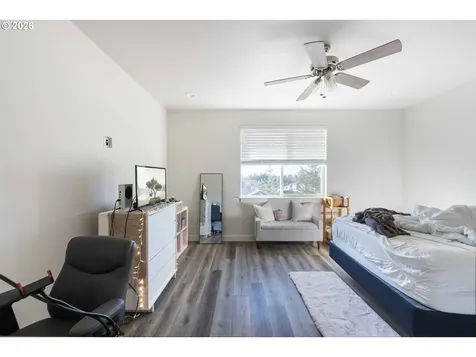 752 Madison Street Coos Bay OR 97420