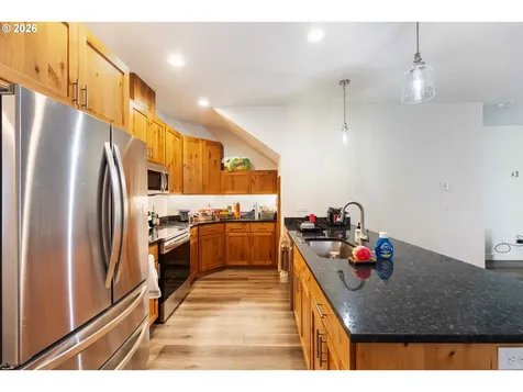 752 Madison Street Coos Bay OR 97420