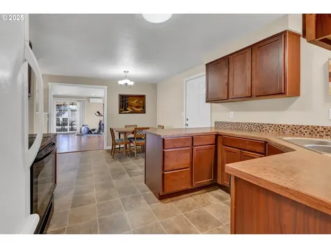 468 55th Street Springfield OR 97478