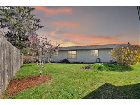 468 55th Street Springfield OR 97478