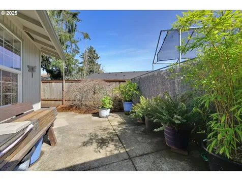 468 55th Street Springfield OR 97478
