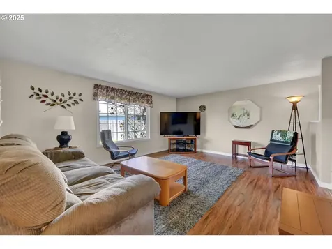 468 55th Street Springfield OR 97478