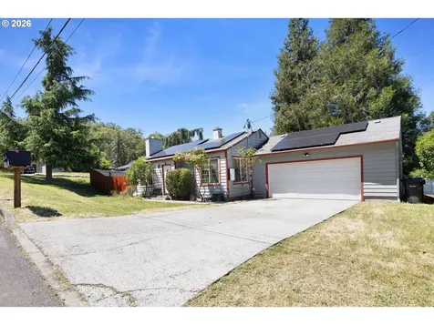 1620 NE Winter Street Roseburg OR 97470