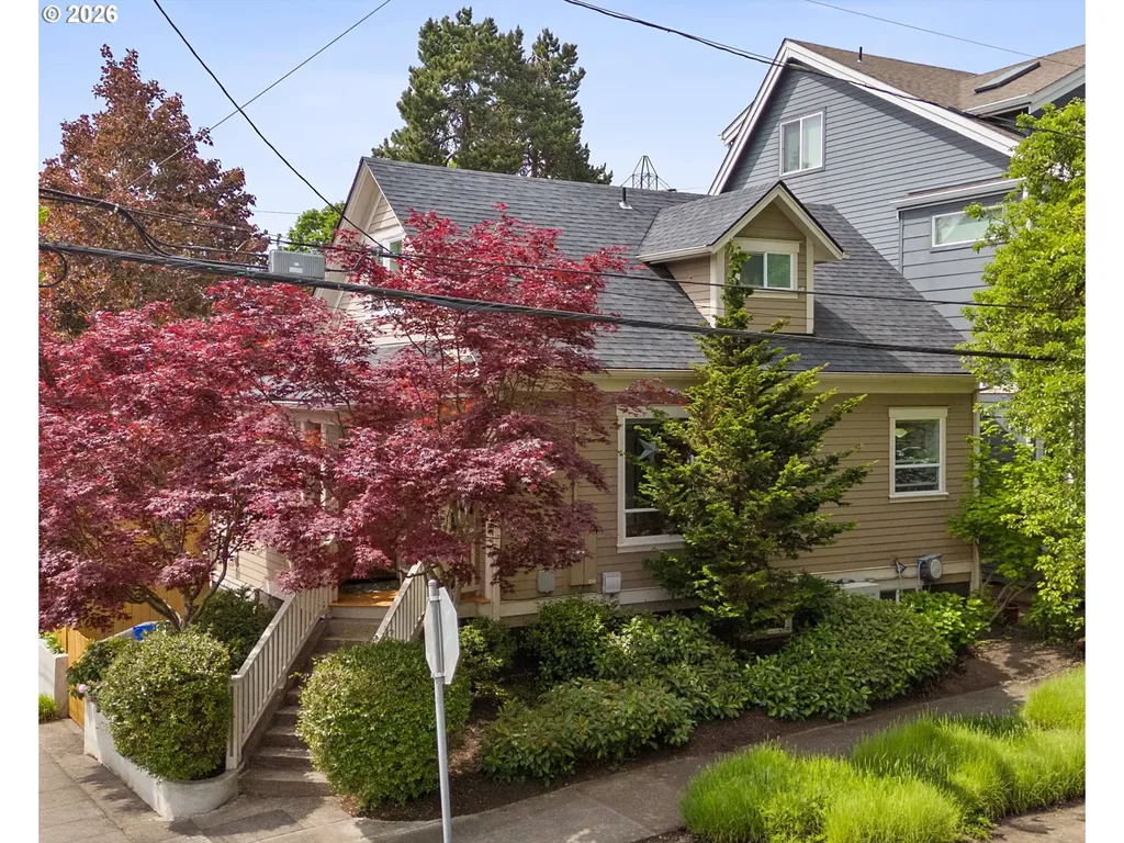 537 SE Spokane Street Portland OR 97202