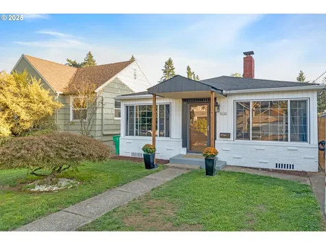 6142 SE Carlton Street Portland OR 97206