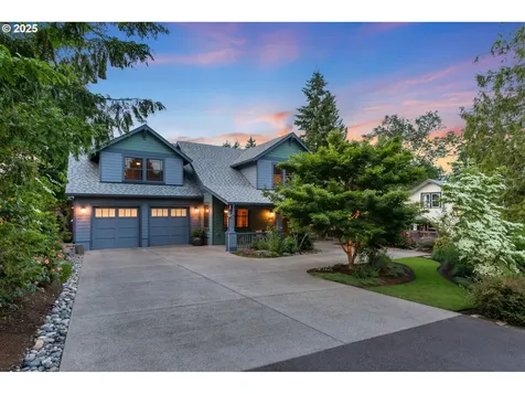 5049 SW Nevada Court Portland OR 97219
