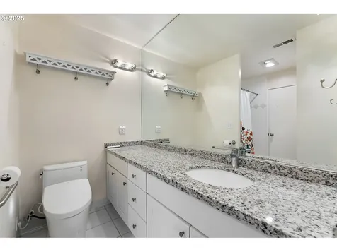198 N Hayden Bay Drive Portland OR 97217