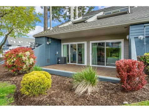 198 N Hayden Bay Drive Portland OR 97217