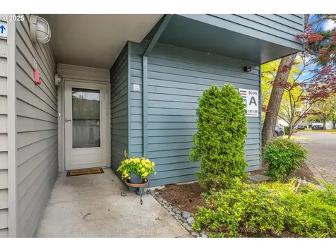 198 N Hayden Bay Drive Portland OR 97217