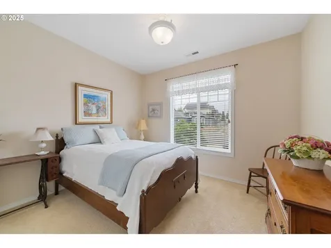 1801 N Falcon Drive Ridgefield WA 98642